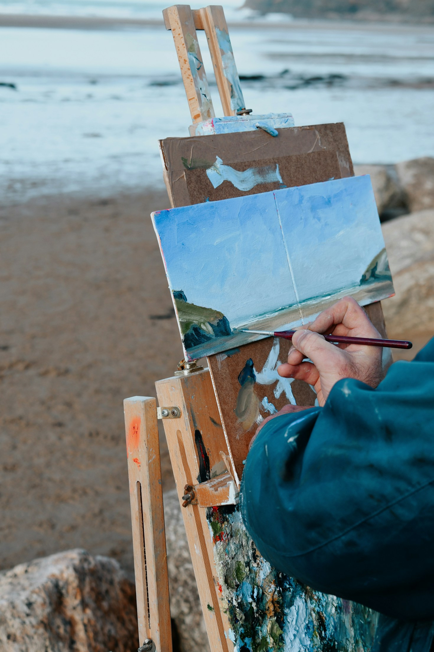 Artistic Expressions Rooted in Puna’s Essence
